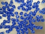 Кристаллы синего цвета, прозрачные. Размер: 4 мм. 50 г